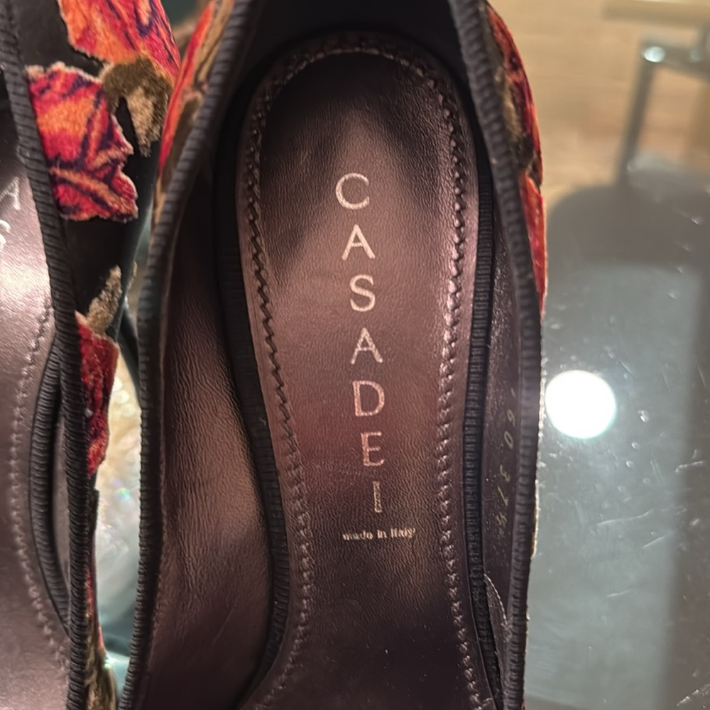BNWT CASADEI VELOUR 🥀 PUMP - Picture 8 of 11